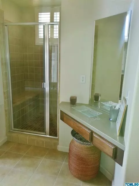 1238 E Mesa Ct, Visalia, CA 93292 photo 23