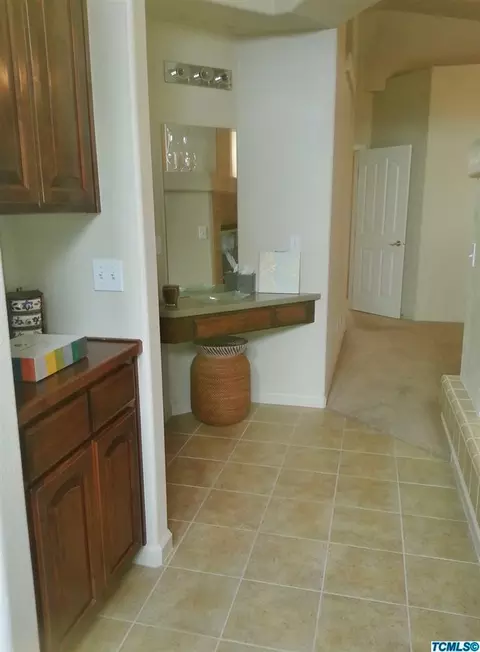 1238 E Mesa Ct, Visalia, CA 93292 photo 26