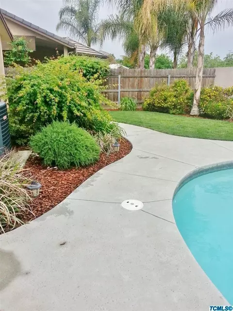 1238 E Mesa Ct, Visalia, CA 93292 photo 31