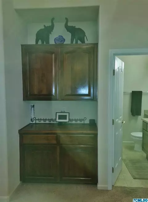 1238 E Mesa Ct, Visalia, CA 93292 photo 18