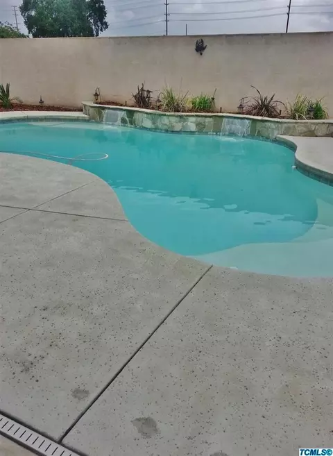 1238 E Mesa Ct, Visalia, CA 93292 photo 29