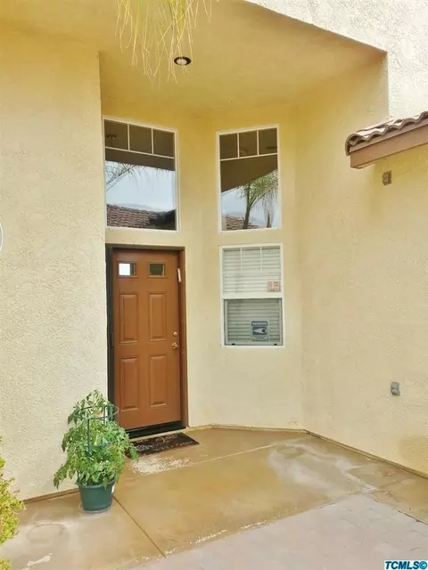 1238 E Mesa Ct, Visalia, CA 93292 photo 5