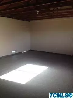 691 E Compton Ave, Pixley, CA 93256 photo 14