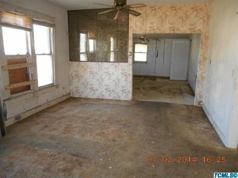 229 Elm St, Hanford, CA 93230 photo 3