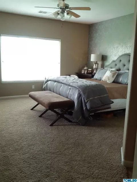 2002 E Bridger Ave, Tulare, CA 93274 photo 15