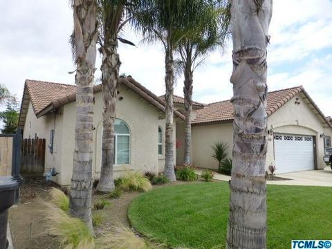 2018 E Bridger Ct, Tulare, CA 93274 photo 3