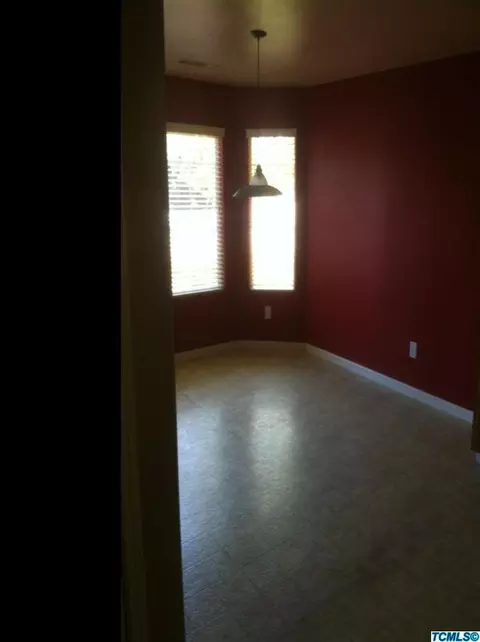 671 Leta Mae Ct, Exeter, CA 93221 photo 2