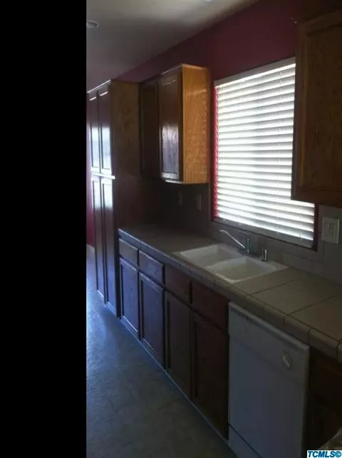 671 Leta Mae Ct, Exeter, CA 93221 photo 3
