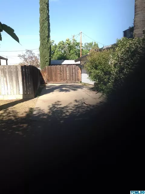 209 S D St, Exeter, CA 93221 photo 14