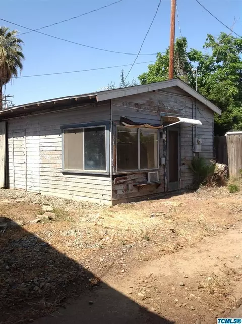 209 S D St, Exeter, CA 93221 photo 13