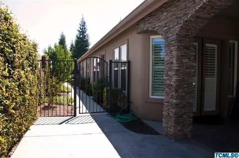 2147 N Chablis Ct, Visalia, CA 93291 photo 68