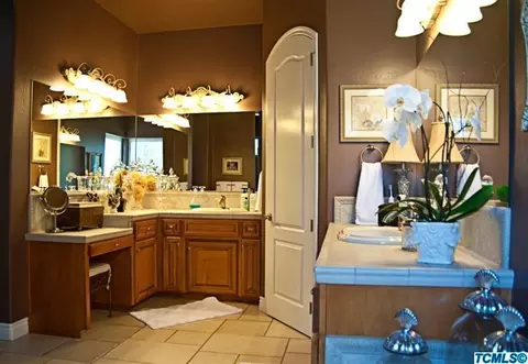 2147 N Chablis Ct, Visalia, CA 93291 photo 57