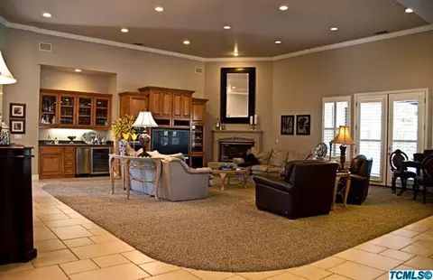 2147 N Chablis Ct, Visalia, CA 93291 photo 12