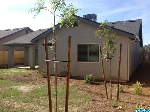 1002 E Margalo Ct, Visalia, CA 93292 photo 16