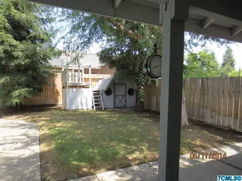 1630 E Vine Ct, Visalia, CA 93291 photo 19