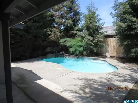 1630 E Vine Ct, Visalia, CA 93291 photo 20