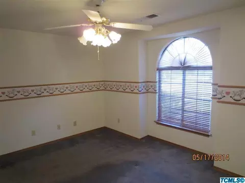 1630 E Vine Ct, Visalia, CA 93291 photo 11