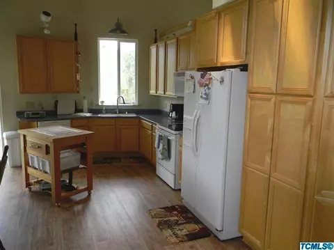 46685 Sycamore Dr A, Three Rivers, CA 93271 photo 8