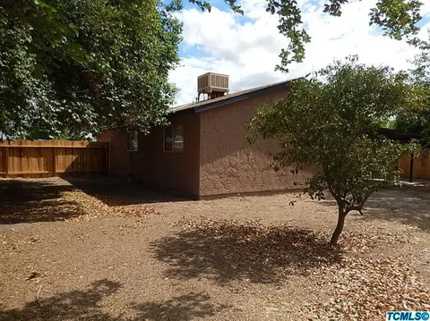 1415 E Frances Ave, Tulare, CA 93274 photo 13