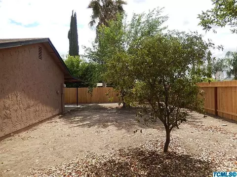1415 E Frances Ave, Tulare, CA 93274 photo 14