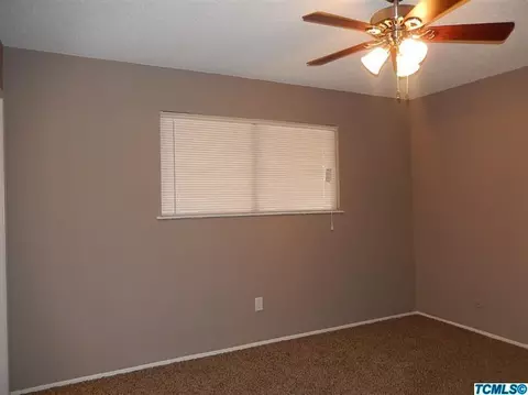 1415 E Frances Ave, Tulare, CA 93274 photo 9
