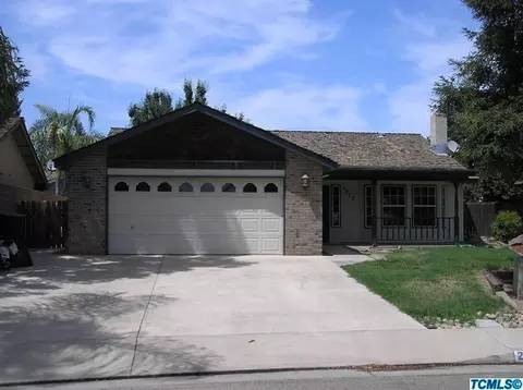 2820 E Delta Ave, Visalia, CA 93292 photo 2