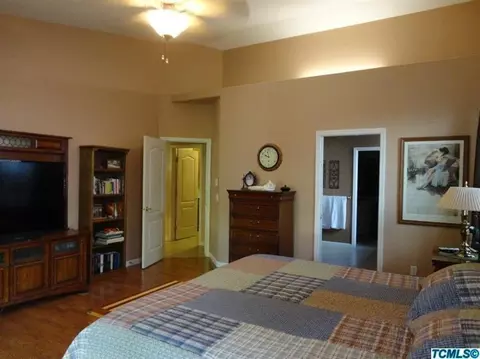 3430 E Feemster Ave, Visalia, CA 93292 photo 17