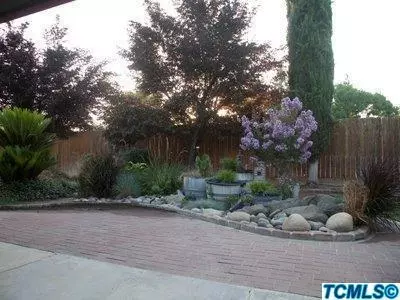 1225 E Cambridge, Visalia, CA 93292 photo 24
