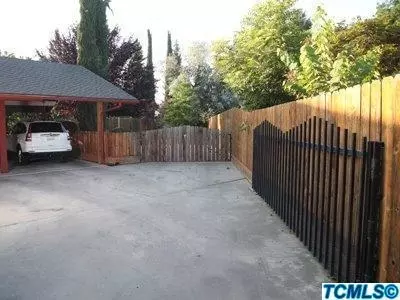 1225 E Cambridge, Visalia, CA 93292 photo 27