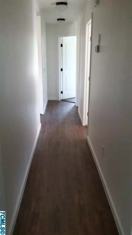 910 E Buena Vista Ave, Visalia, CA 93292 photo 18