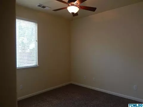 3174 Bora Ave, Tulare, CA 93274 photo 8