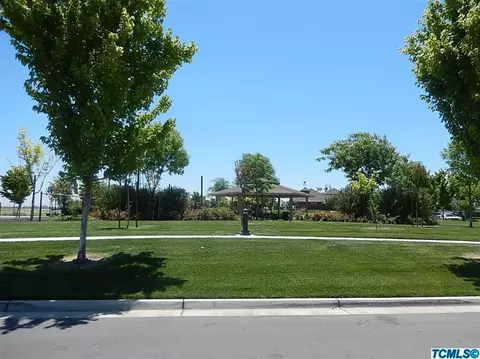 3174 Bora Ave, Tulare, CA 93274 photo 30