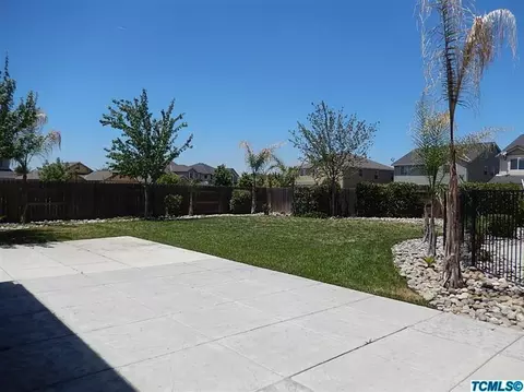 3174 Bora Ave, Tulare, CA 93274 photo 27