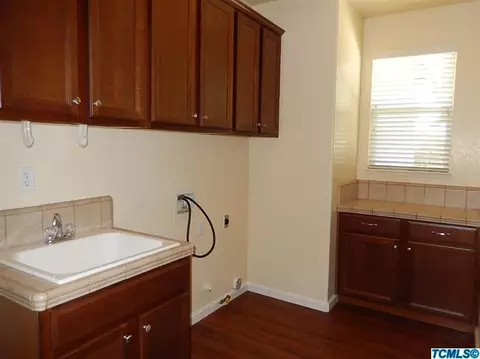 3174 Bora Ave, Tulare, CA 93274 photo 9
