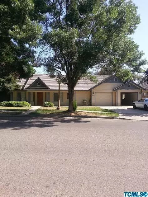 611 E Modoc Ave, Visalia, CA 93292 photo 1