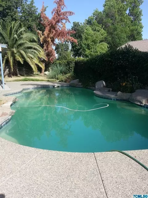 611 E Modoc Ave, Visalia, CA 93292 photo 16