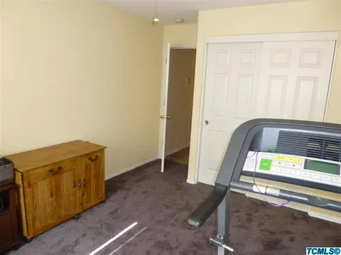 1806 E Monte Verde Ave, Visalia, CA 93292 photo 15
