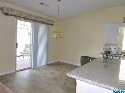 1806 E Monte Verde Ave, Visalia, CA 93292 photo 8