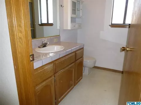 536 W Prospect Ave, Exeter, CA 93221 photo 22