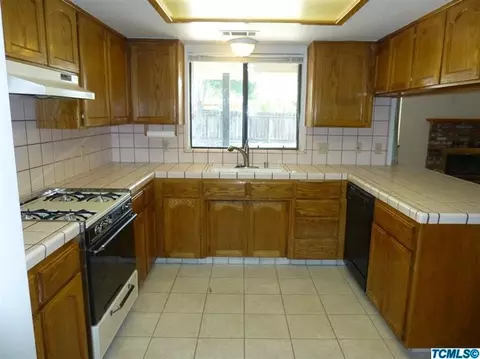 536 W Prospect Ave, Exeter, CA 93221 photo 10