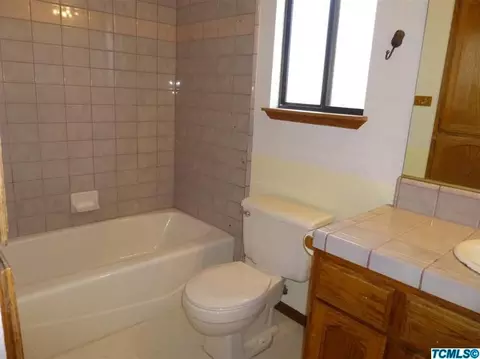 536 W Prospect Ave, Exeter, CA 93221 photo 19
