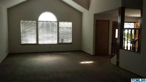 2136 Cotta, Tulare, CA 93274 photo 5