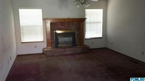2136 Cotta, Tulare, CA 93274 photo 6