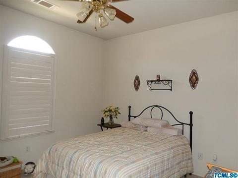 2011 E Levin Ave, Tulare, CA 93274 photo 10