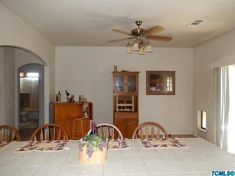 2011 E Levin Ave, Tulare, CA 93274 photo 7