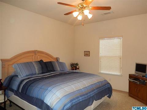 2011 E Levin Ave, Tulare, CA 93274 photo 8