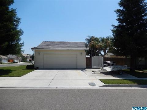2011 E Levin Ave, Tulare, CA 93274 photo 2
