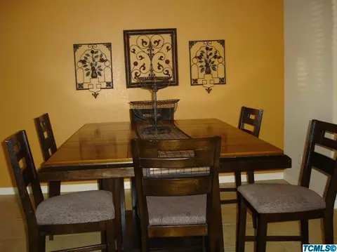 275 Augusta Ave, Lemoore, CA 93245 photo 7
