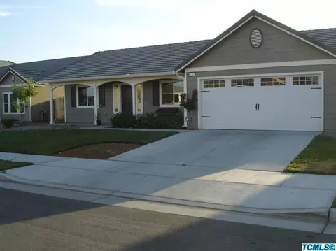 275 Augusta Ave, Lemoore, CA 93245 photo 1