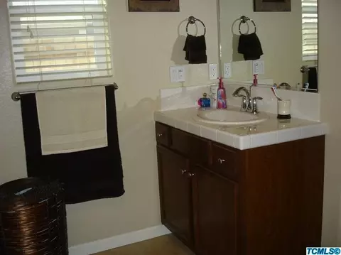 275 Augusta Ave, Lemoore, CA 93245 photo 10